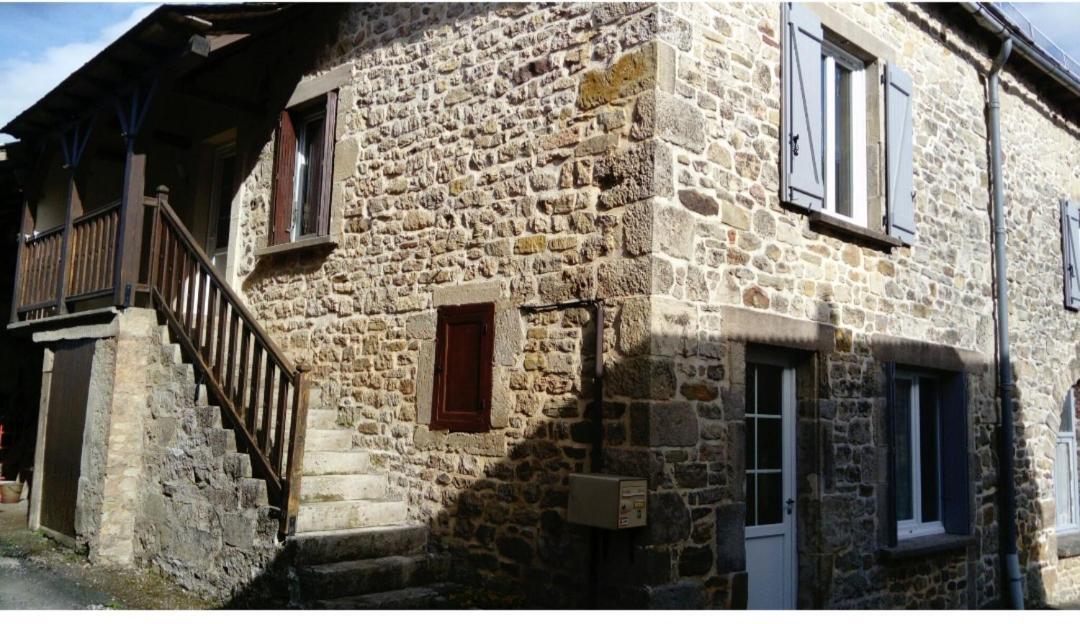 Maison De Village Goutrens Exteriér fotografie